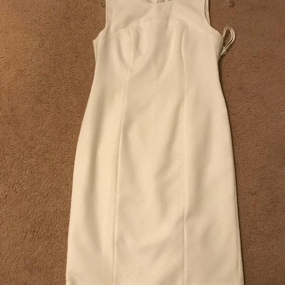 Brand New suit - Picture 4 of 4